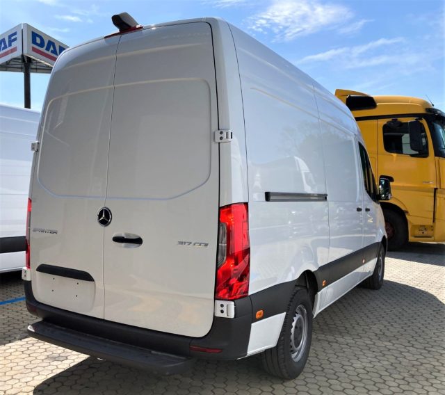 MERCEDES-BENZ Sprinter 317 F 37/35 Immagine 3