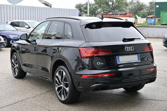 AUDI Q5 2.0 (40) Tdi Quattro 204cv S-tronic  S-line Plus Immagine 2