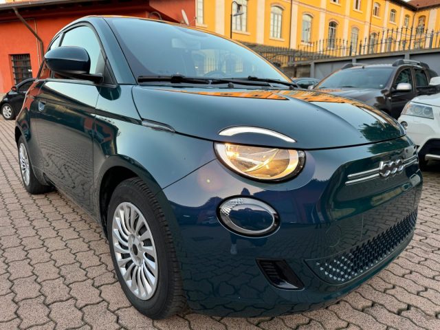 FIAT 500e Action Berlina 95CV Immagine 1