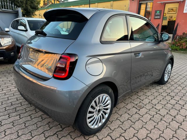 FIAT 500e Action Berlina 95CV Immagine 4