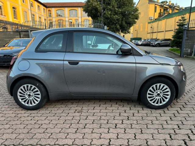 FIAT 500e Action Berlina 95CV Immagine 3