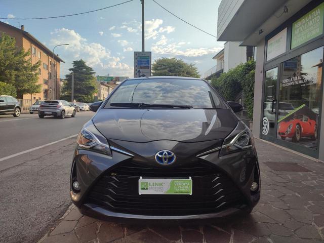 TOYOTA Yaris active Immagine 1