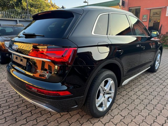 AUDI Q5 40 TDI 204 CV quattro S tronic Business Advanced Immagine 2