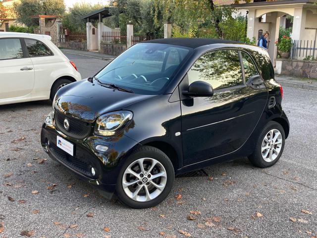 SMART ForTwo 70 1.0 Youngster Automatica Immagine 0