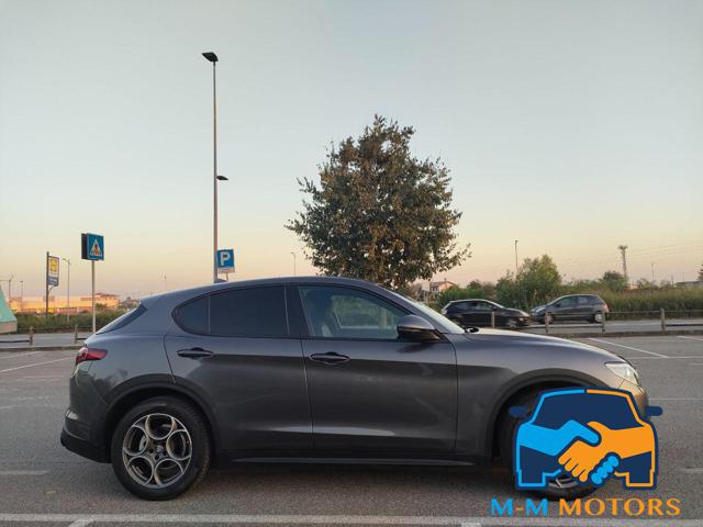 ALFA ROMEO Stelvio 2.2 Turbodiesel 190 CV AT8 Q4 Executive Immagine 3