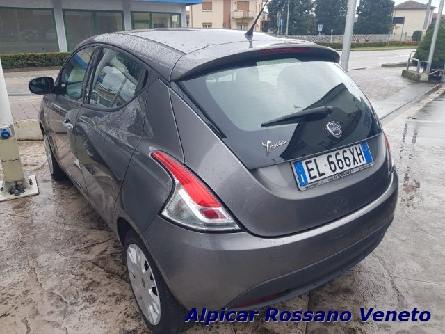 LANCIA Ypsilon 0.9 TwinAir 85 CV 5 porte S&S Silver Immagine 4