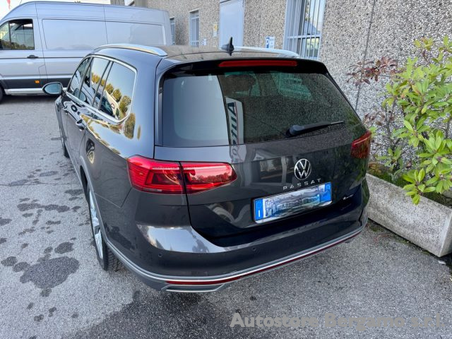 VOLKSWAGEN Passat Alltrack 2.0 TDI 200 CV 4MOTION DSG "IQ-LIGHT"RADAR"FULL!" Immagine 4