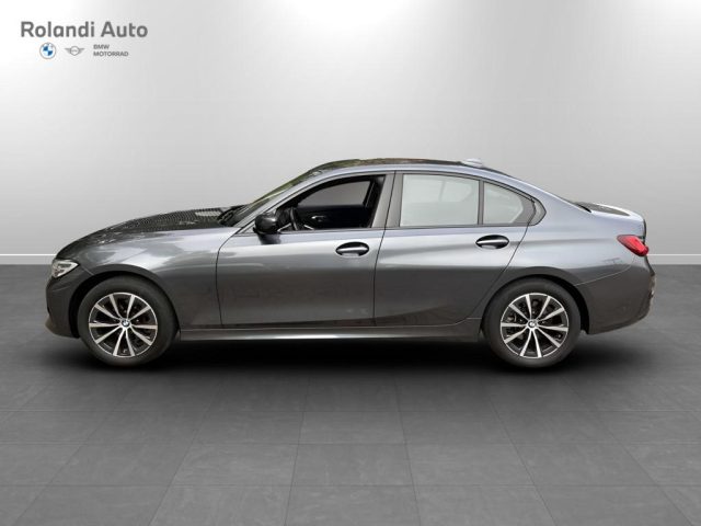 BMW 316 d mhev 48V Sport auto Immagine 4