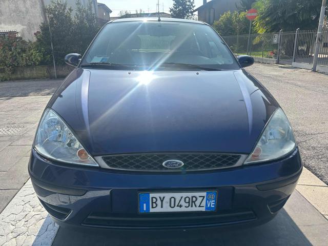 FORD Focus Disponibili Subito 1.6i 16V cat 5p. Ghia Immagine 1