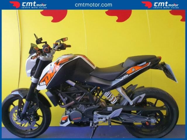 KTM 125 Duke Garantita e Finanziabile Immagine 2