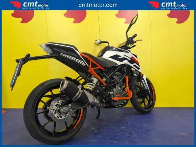 KTM 125 Duke Garantita e Finanziabile Immagine 3