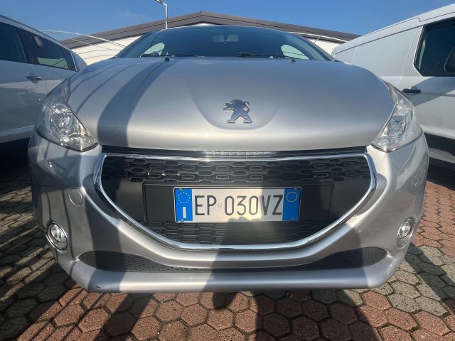 PEUGEOT 208 208 5p 1.4 hdi 8v Business Immagine 1