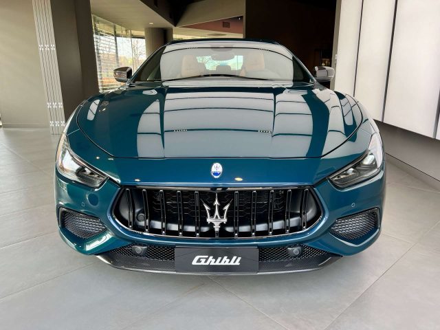 MASERATI Ghibli 3.8 V8 334 Ultima 580cv, Blu di Persia, One of 103 Immagine 1