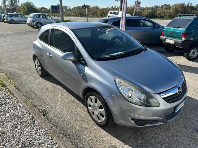 OPEL Corsa 1.2 80CV 3 porte GPL-TECH Edition Immagine 1