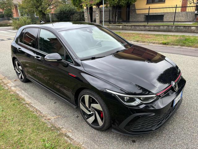 VOLKSWAGEN Golf GTI 2.0 TSI GTI DSG Immagine 2