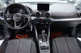 AUDI Q2 30 TDI S tronic Business