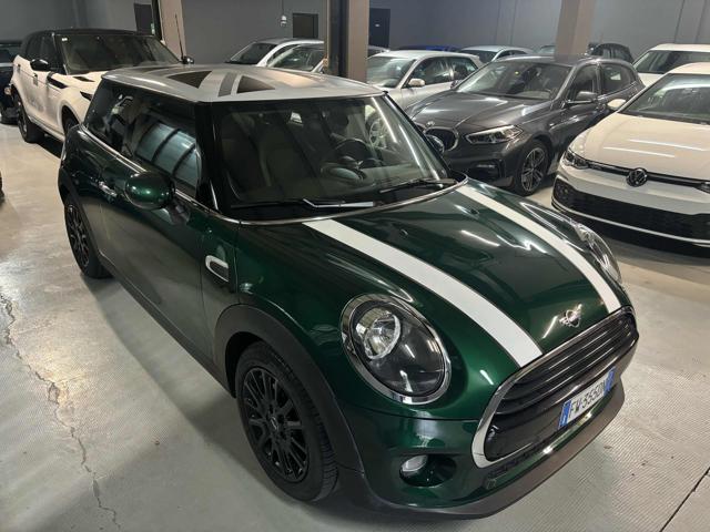 MINI Cooper D 1.5 Cooper D Business automatico Immagine 3