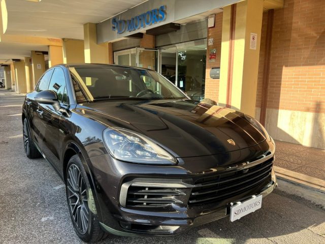 PORSCHE Cayenne Coupé 3.0 V6 E-Hybrid Immagine 0