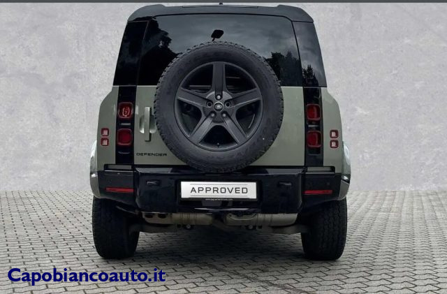 LAND ROVER Defender 110 3.0D I6 200CV AWD X-Dynamic SE+TETTO+PACK OFF. Immagine 2