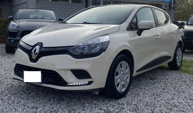 RENAULT Clio Sporter 1.2 75CV Intens Immagine 2