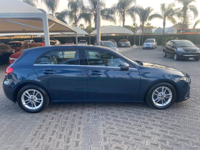 MERCEDES-BENZ A 180 D AUTOMATIC SPORT - foto 23