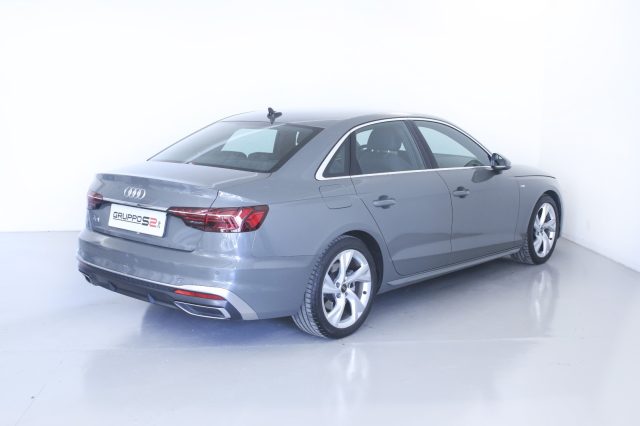 AUDI A4 35 TDI/163 CV S tronic S line edition Immagine 4