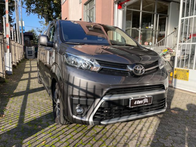 TOYOTA Proace Verso 2.0D 144 CV L2 D Executive Immagine 0