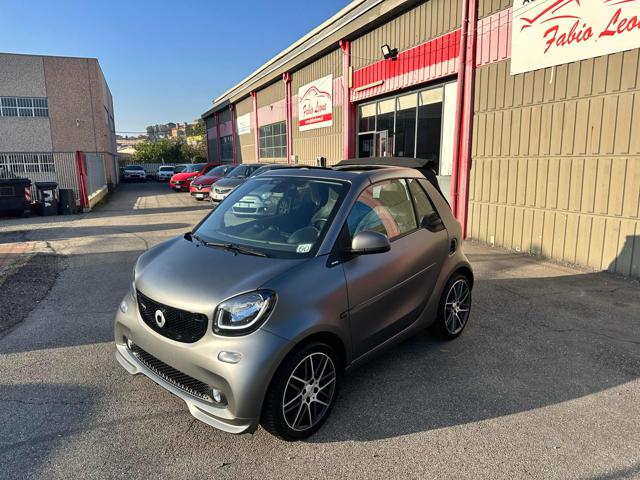 SMART ForTwo BRABUS 0.9 Turbo twinamic cabrio Xclusive Immagine 0