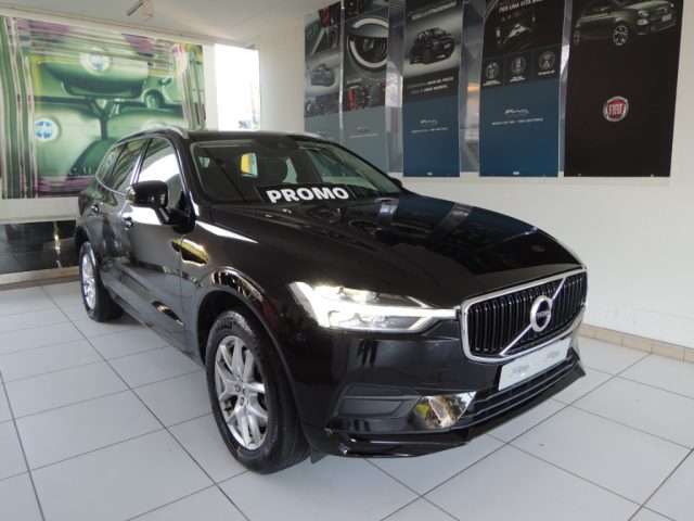 VOLVO XC60 B4 (d) AWD Geartronic Business Immagine 0