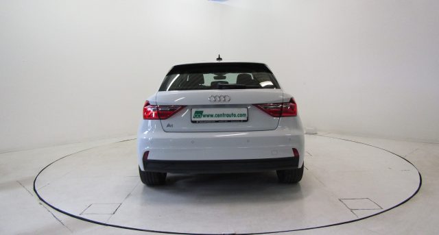 AUDI A1 SPB 30 TFSI 1.0 TFSI Admired Manuale 5P Immagine 3