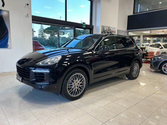 PORSCHE Cayenne 3.0 Diesel X C O M M E R C I A N T I Immagine 2