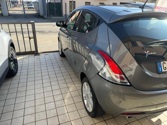 LANCIA Ypsilon 1.2 69 CV 5 porte S&S Gold Immagine 4