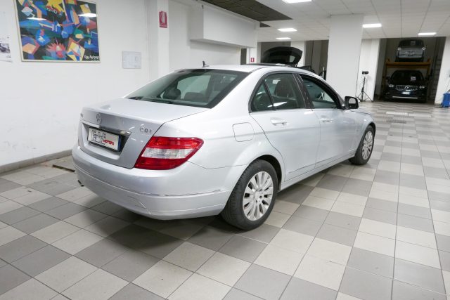 MERCEDES-BENZ C 220 CDI Eleg. Immagine 3