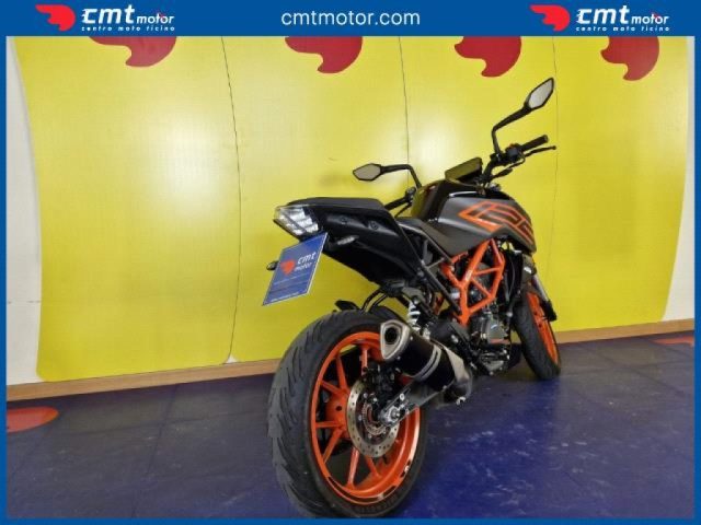 KTM 125 Duke Garantita e Finanziabile Immagine 3