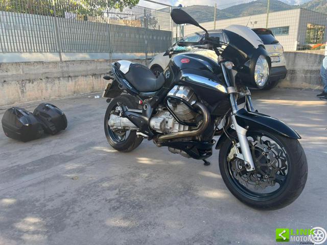 MOTO GUZZI Breva 1200 Sport Immagine 1