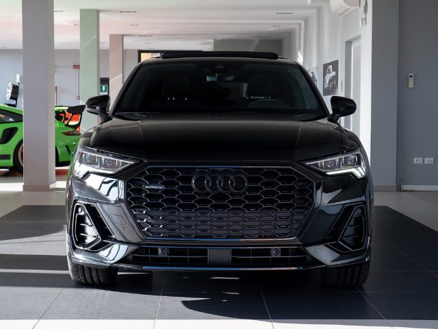 AUDI Q3 Sportback 35 TDI S line Quattro Identity Black Immagine 1