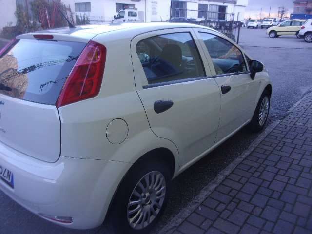 FIAT Punto 5p 1.2 Street E6-SOLO 71.000 KM !!! Immagine 4