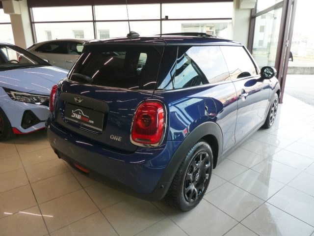 MINI One First 1.2 75 Cv - OK NEOPATENTATI - Tetto, Navi Immagine 4