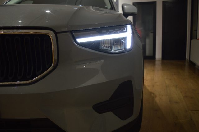 VOLVO XC40 T2 automatico Essential*LEGGERE BENE* Immagine 4