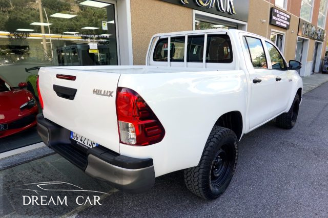 TOYOTA Hilux 2.4 D-4D 4WD 4 porte Double Cab Immagine 4