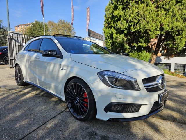 MERCEDES-BENZ A 45 AMG 4Matic Immagine 4