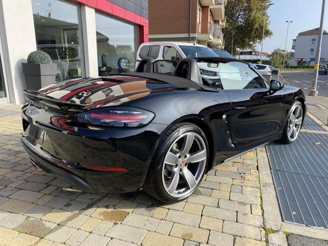 PORSCHE 718 Spyder 2.0 300 CV PDK NAVI-CONNECT PLUS-APP CONN-CAM-20" Immagine 2