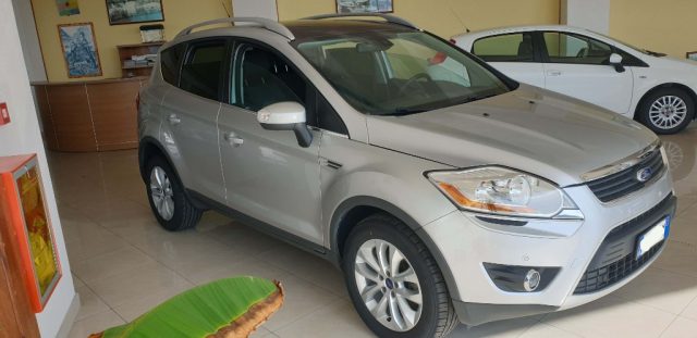 FORD Kuga 2.0 TDCi 163 CV 4WD Titanium DPF Immagine 2