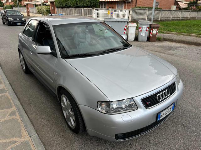 AUDI S3 1.8 turbo QUATTRO Immagine 3