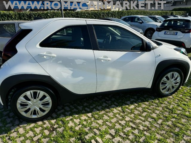 TOYOTA Aygo X 1.0 VVT-i 72 CV 5 porte Active AZIENDALE KM CERTIF Immagine 4