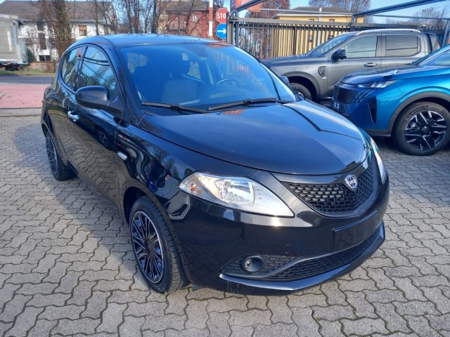 LANCIA Ypsilon 1.0 FireFly 5 porte S&S Hybrid Ecochic Gold Immagine 3