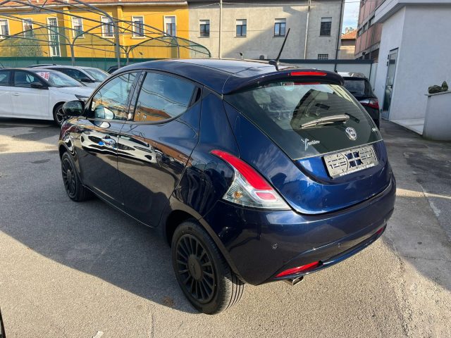 LANCIA Ypsilon 1.0 FireFly 5 porte S&S Hybrid Ecochic Gold Immagine 1