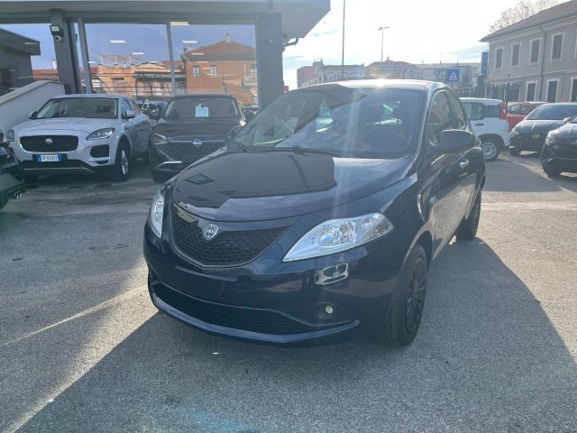 LANCIA Ypsilon 1.0 FireFly 5 porte S&S Hybrid Ecochic Gold Immagine 0