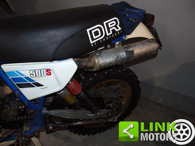 SUZUKI DR 500 S, conservata, matching number Immagine 3