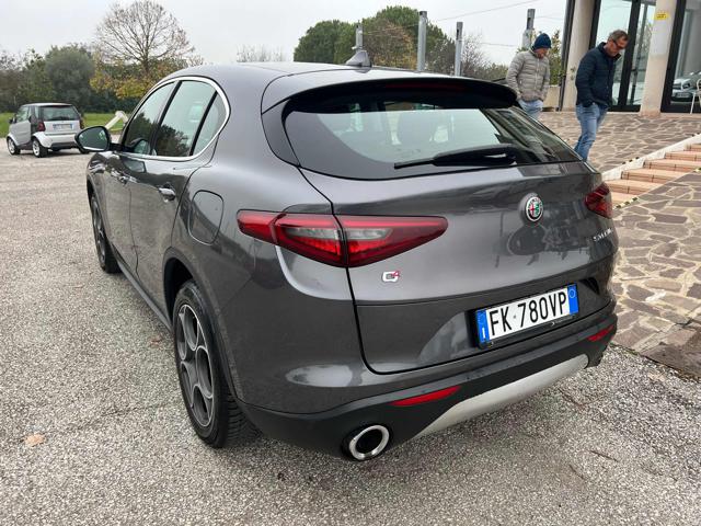 ALFA ROMEO Stelvio 2.2 Turbodiesel 210 CV SOLO COMMERCIANTI Immagine 4